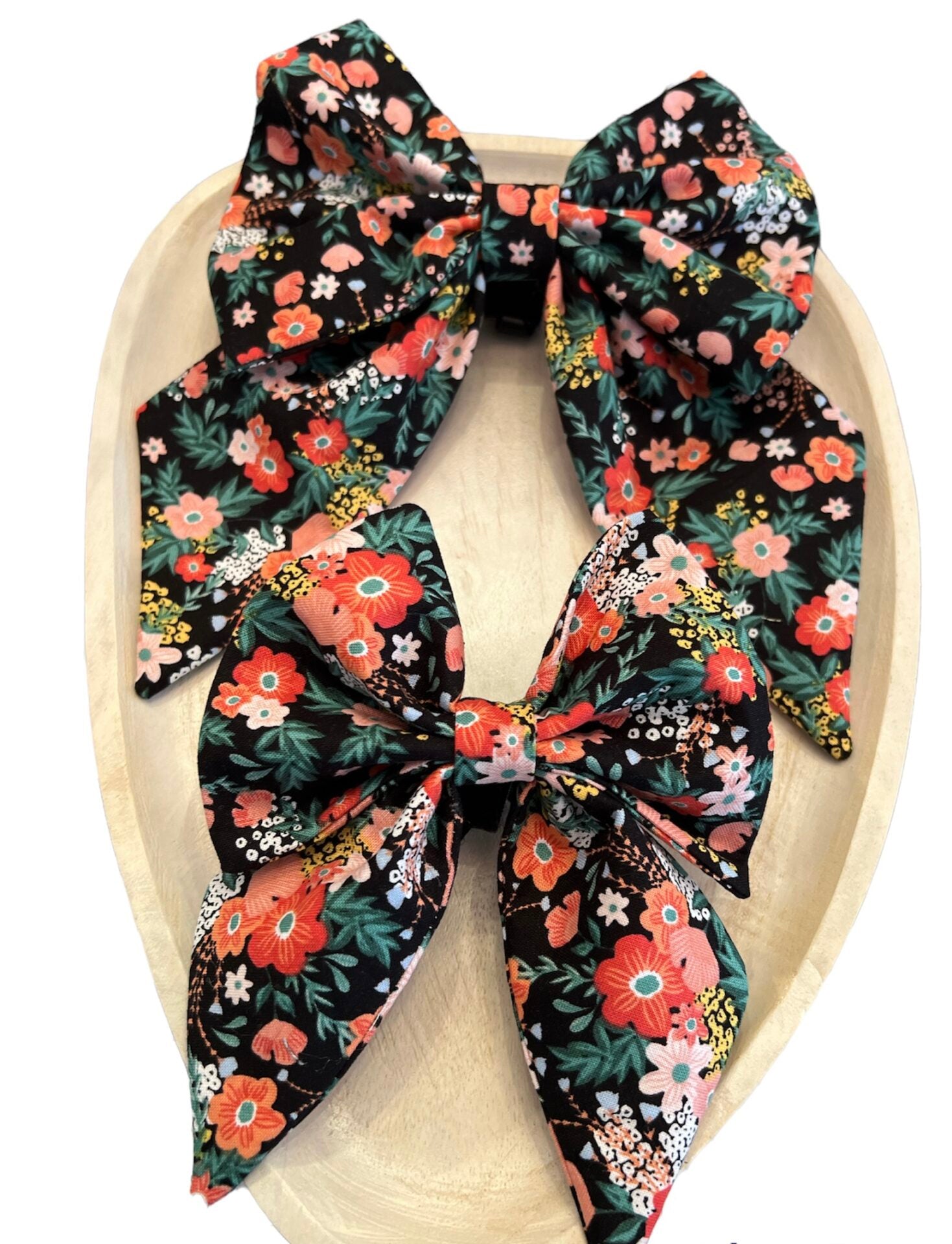 Wildflower Sailor Dog Bow