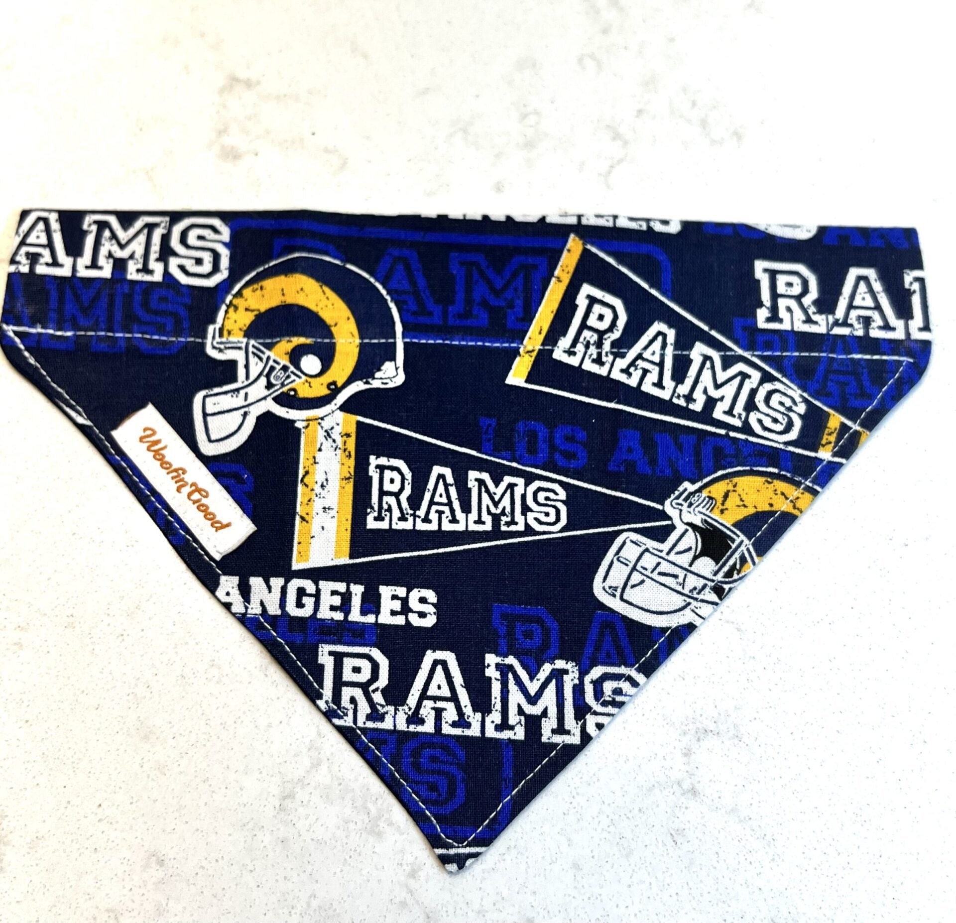 La Rams Dog Baandanna over the collar