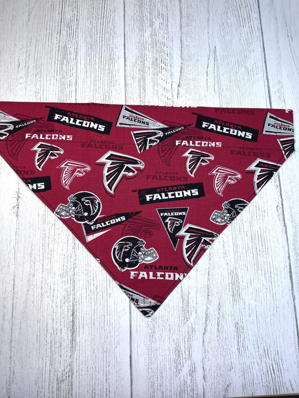 ATLANTA FALCONS Dog Bandanna Over the collar