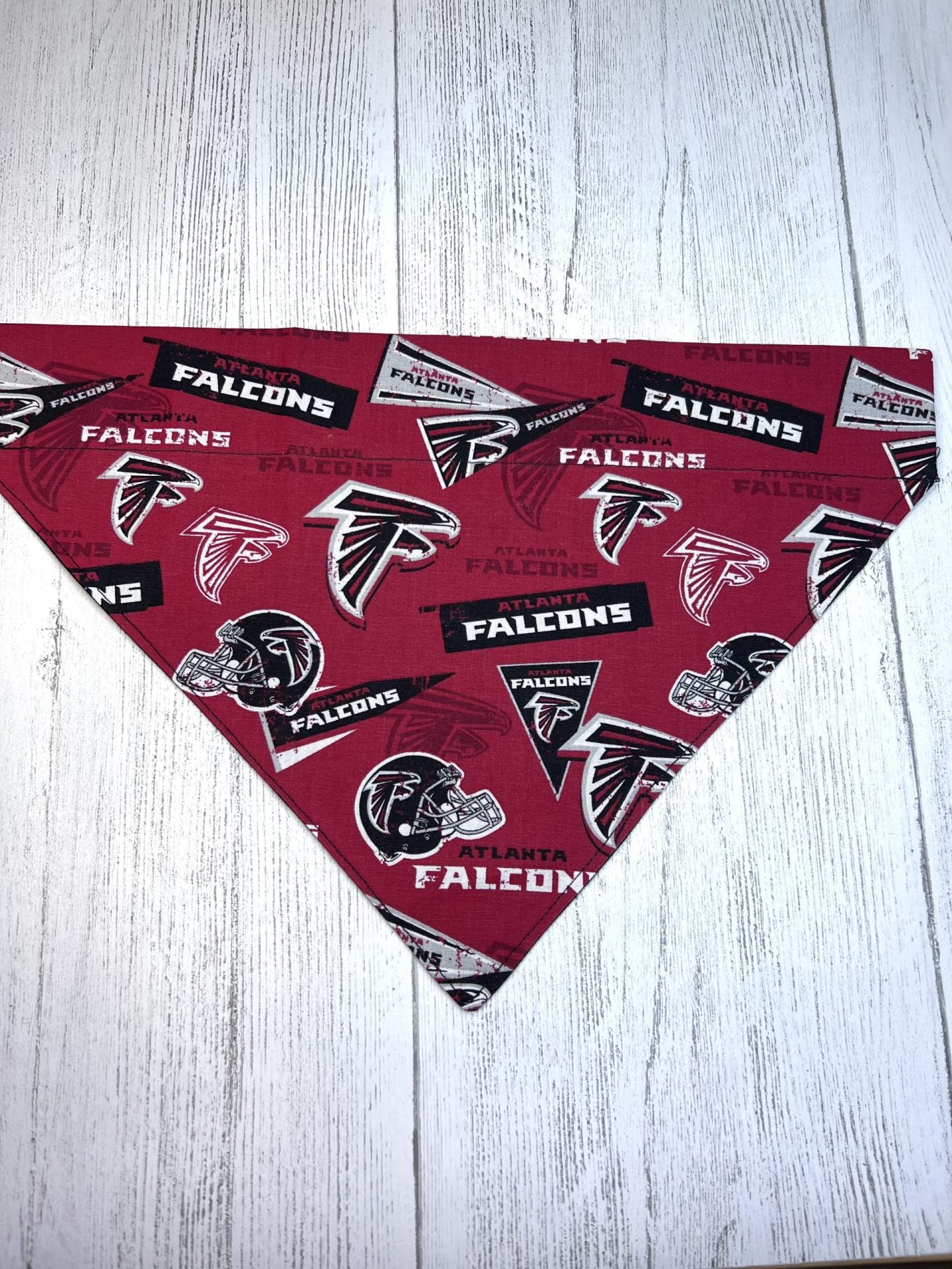 ATLANTA FALCONS Dog Bandanna Over the collar